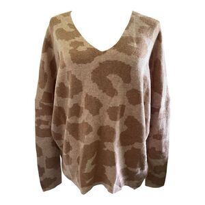 La Miel Tan Leopard Super Soft Pullover Sweater Size Medium